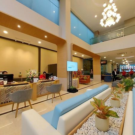 Hotel @HOM Premiere Timoho Yogyakarta Exterior foto