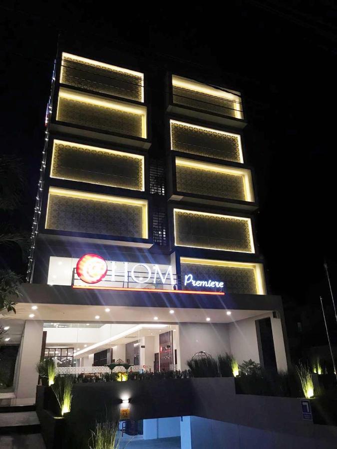 Hotel @HOM Premiere Timoho Yogyakarta Exterior foto