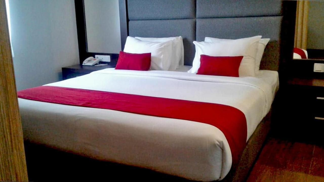 Hotel @HOM Premiere Timoho Yogyakarta Exterior foto